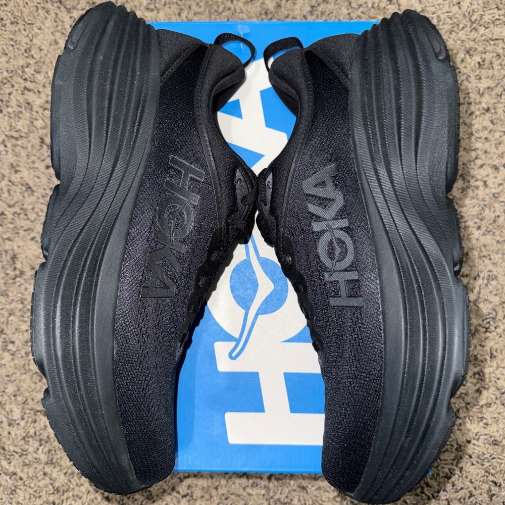 HOKA BONDI 8